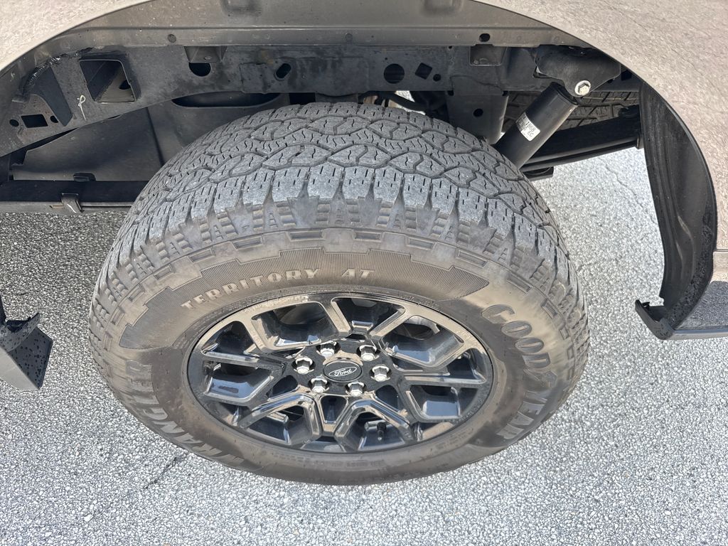 2024 Ford F-150 XLT - Photo 12