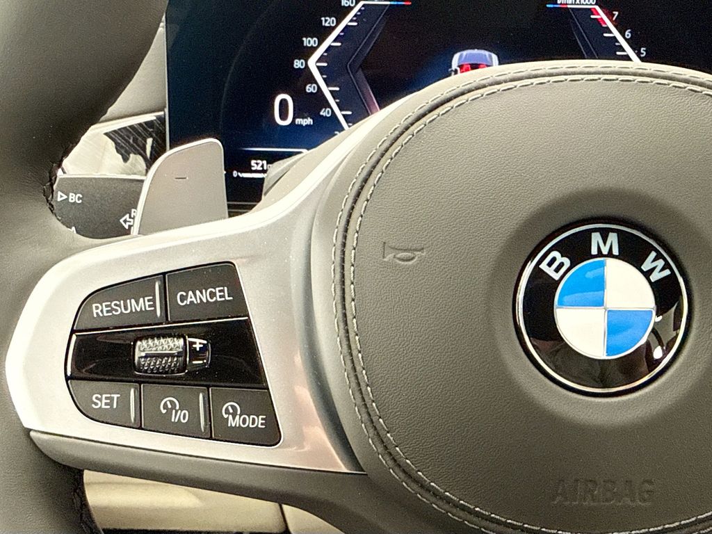 Thumbnail: 2027 BMW X7 - 11