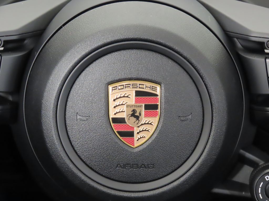 Thumbnail: 2025 Porsche Panamera - 20