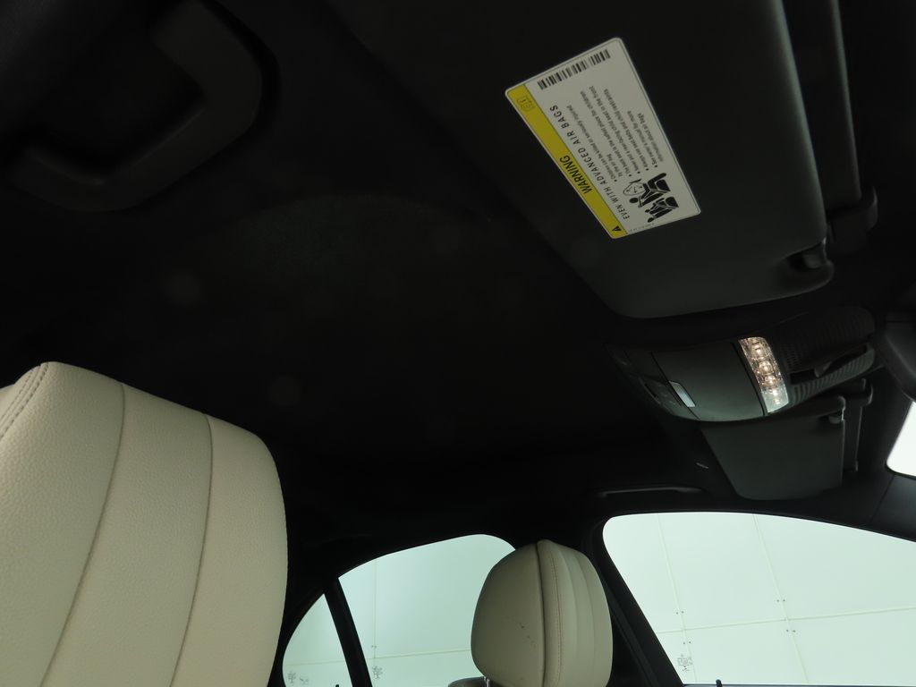 2017 Mercedes-Benz E-Class E 300 21