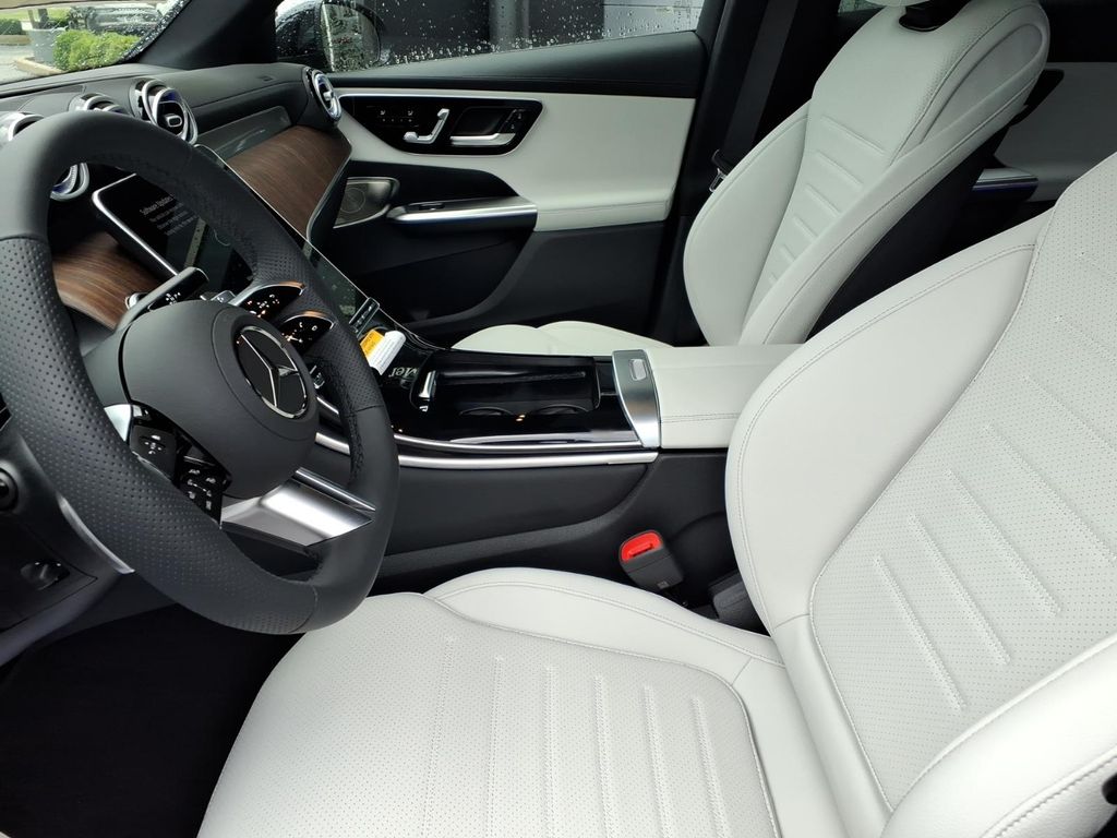 New 2026 Cirrus Silver Metallic Mercedes-Benz GLC 300 image 14