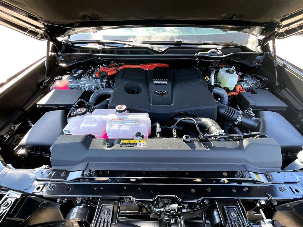 2026 Toyota Tundra Hybrid — photo 15