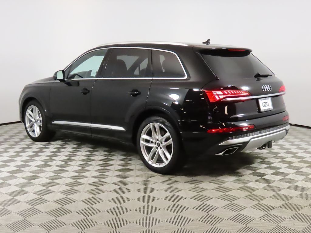 Thumbnail: 2025 Audi Q7 - 3