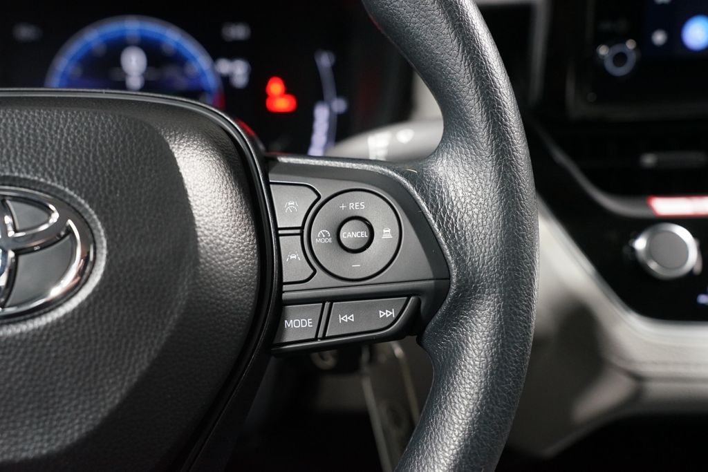 Thumbnail: 2026 Toyota Corolla Cross - 13