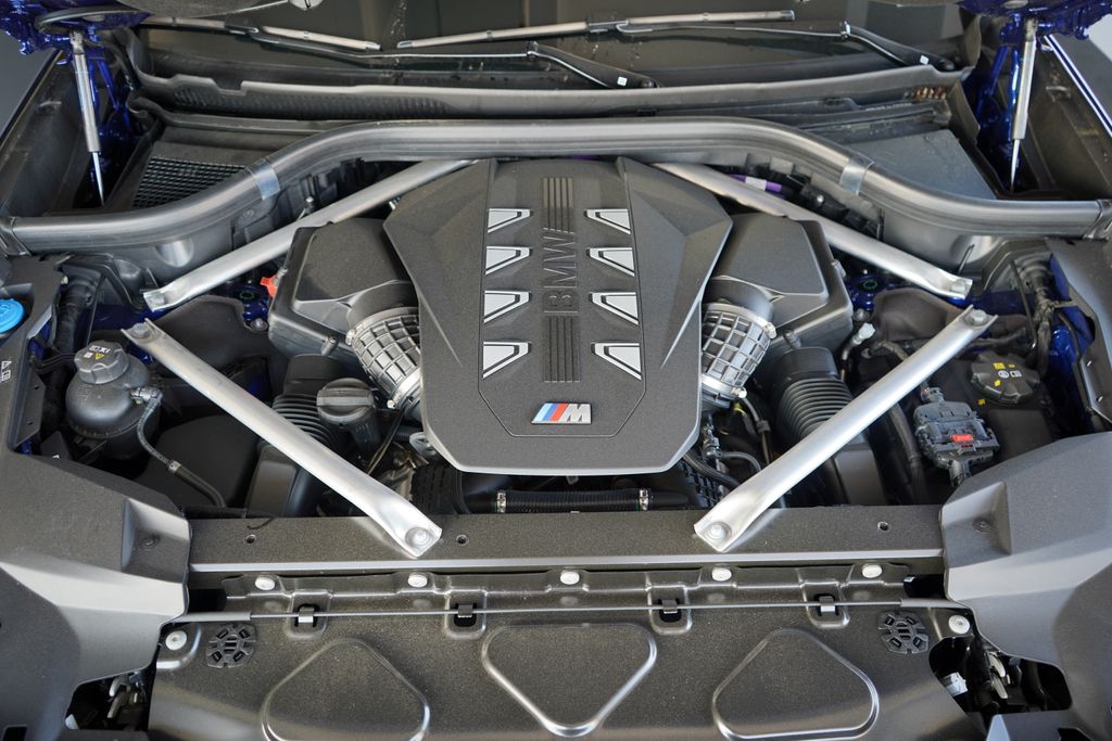 Thumbnail: 2025 BMW X7 - 22