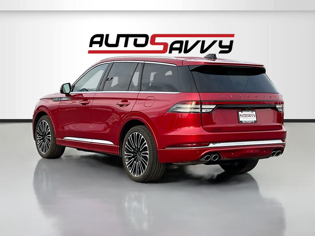Used 2025 Red Lincoln Black Label image 5