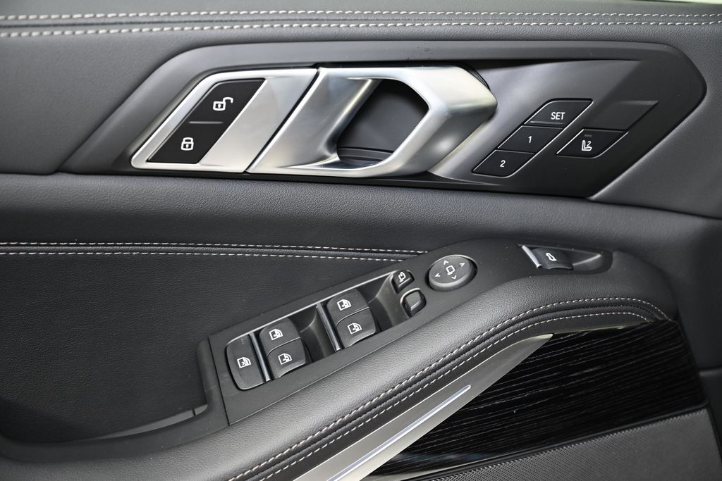 Thumbnail: 2026 BMW X5 - 22