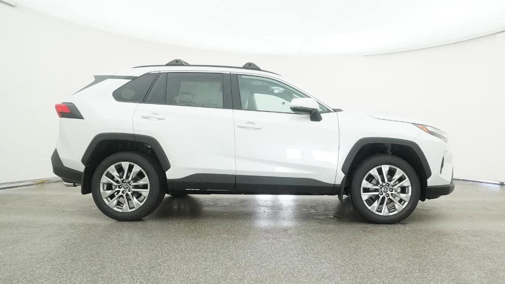 Thumbnail: 2025 Toyota RAV4 - 27