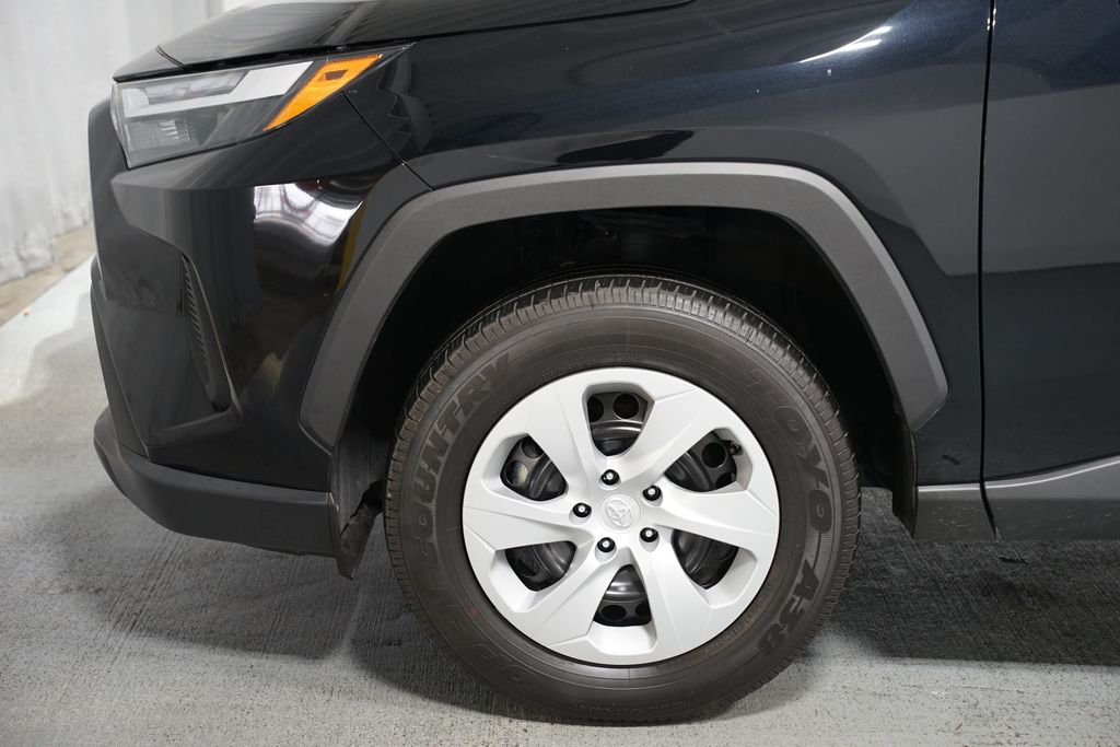 Thumbnail: 2024 Toyota RAV4 - 5