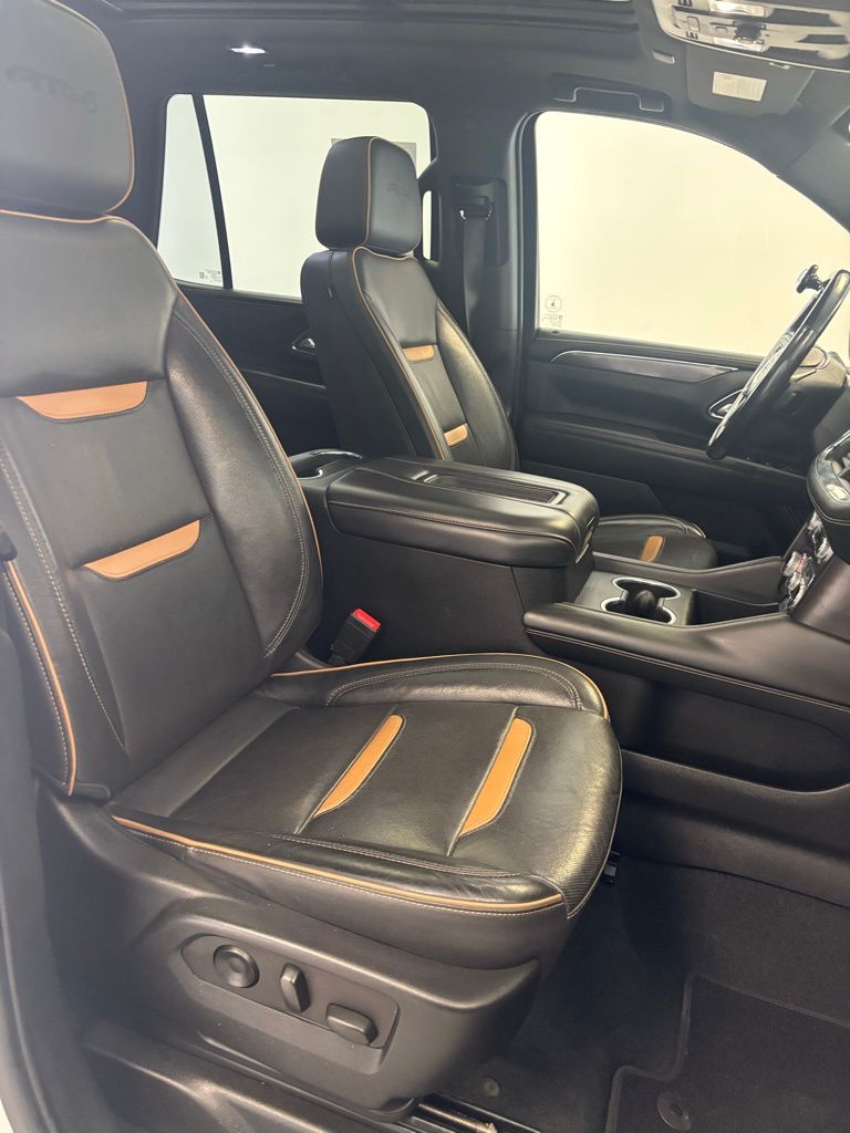 2022 GMC Yukon AT4 - Photo 24