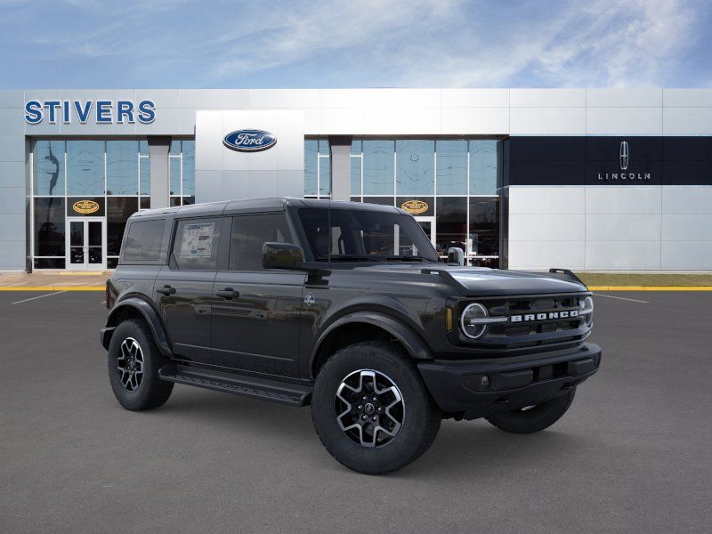 Shadow Black 2026 Ford Bronco SUV / Crossover Four-Wheel Drive Automatic