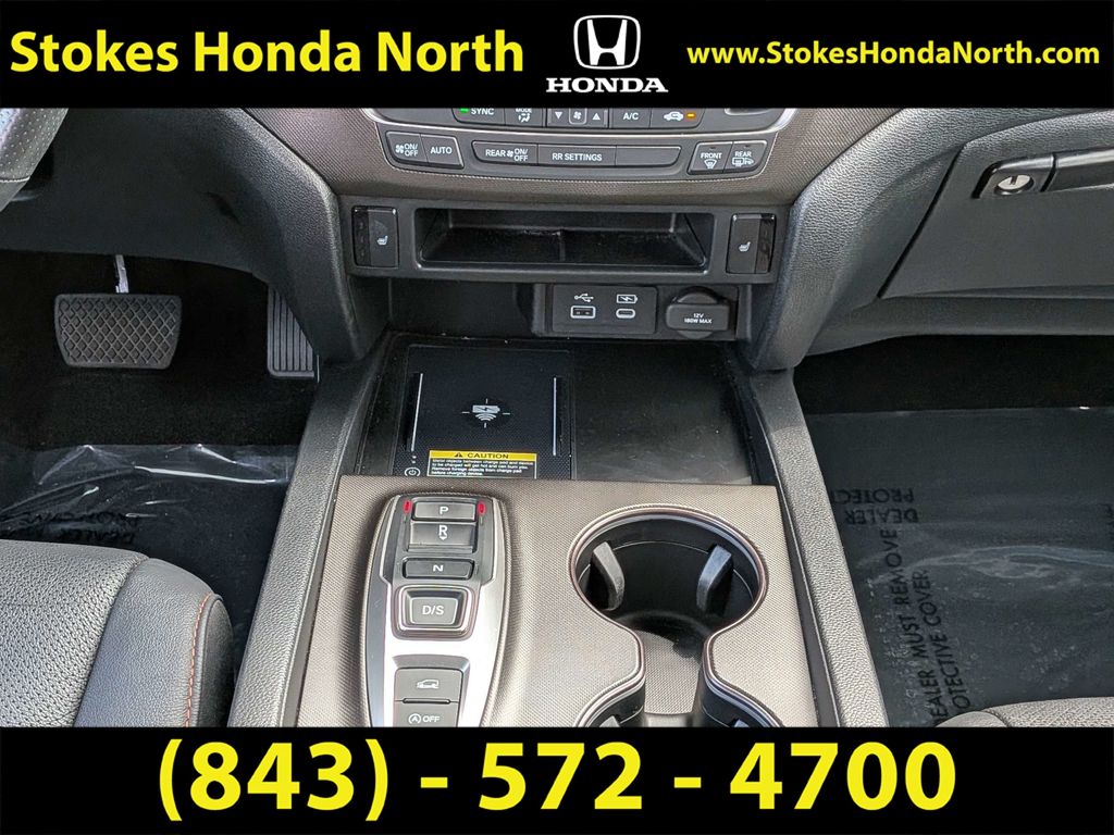 Used 2025 Honda Passport SUV