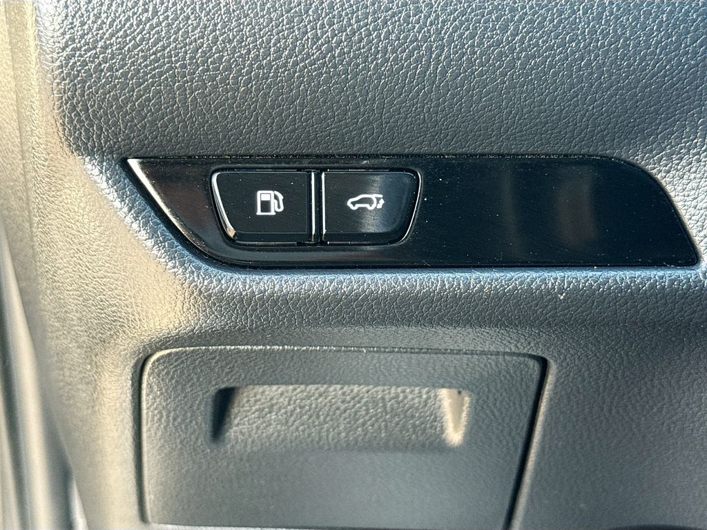 2025 Lexus NX 250 Premium - 9