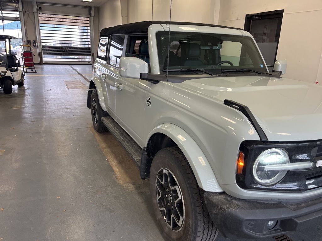 2023 Ford Bronco Outer Banks Advanced 4-Door 4WD
