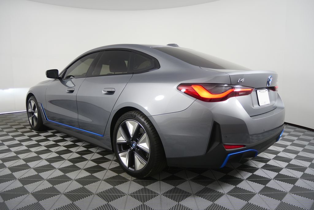 Thumbnail: 2023 BMW i4 - 5