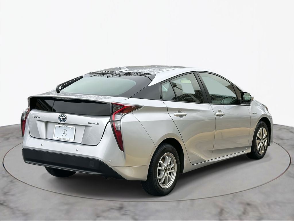 2018 Toyota Prius Two 4