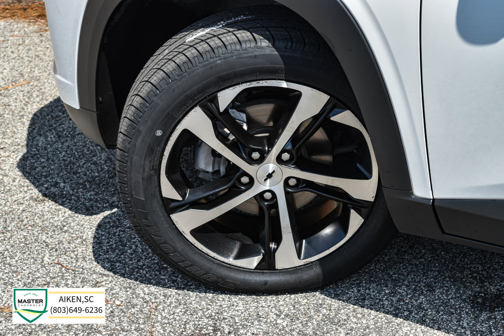 Used 2024 Chevrolet Trax SUV