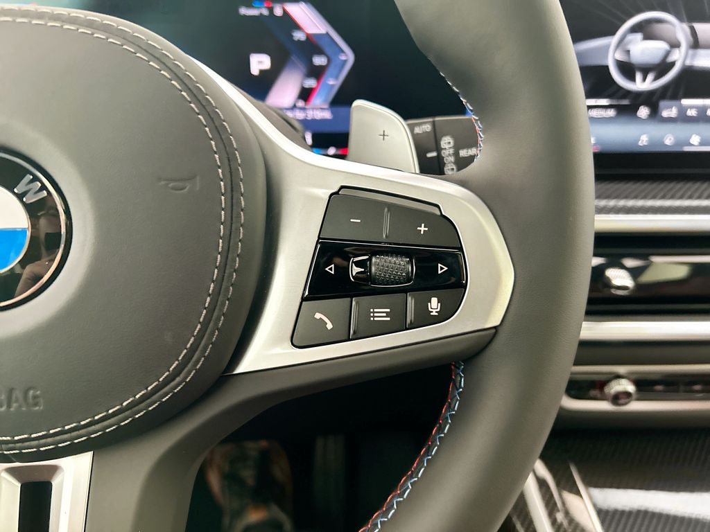Thumbnail: 2027 BMW X7 - 12