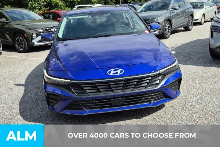 2024 Hyundai Elantra Limited photo 2