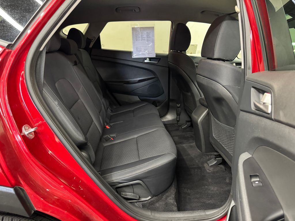 2021 Hyundai Tucson SE