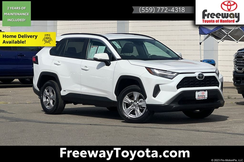 2025 Toyota RAV4 Hybrid XLE AWD