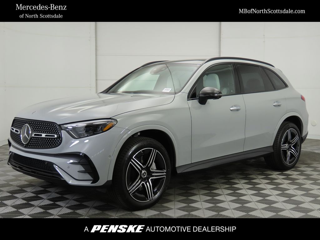 2025 Mercedes-Benz GLC 300 Hero Image