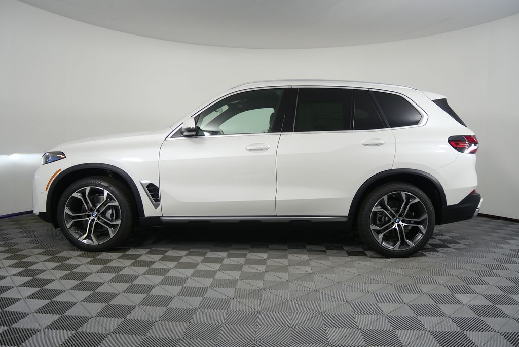 Thumbnail: 2026 BMW X5 - 6