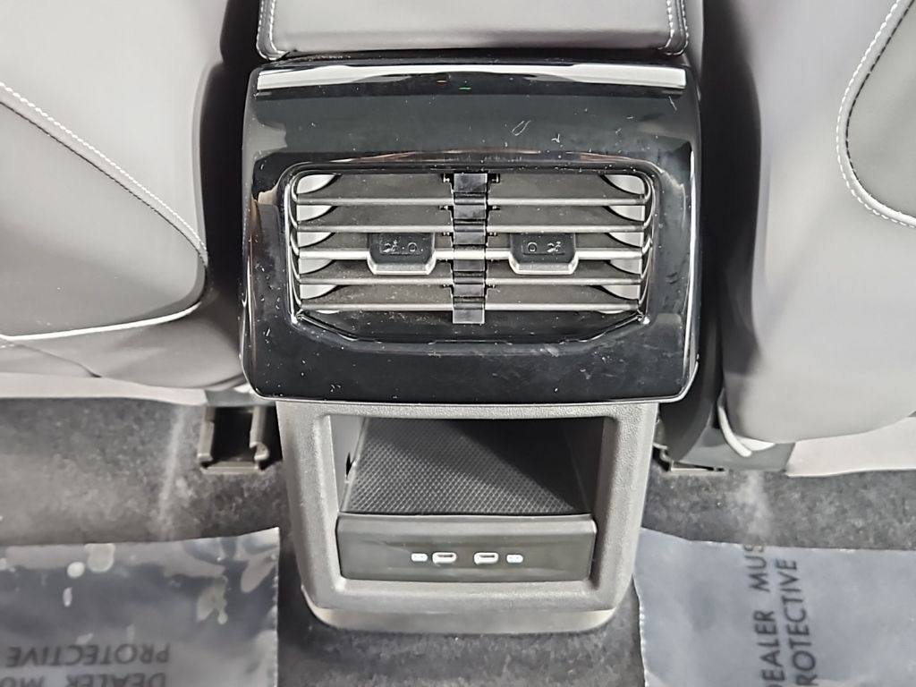 Thumbnail: 2024 Volkswagen ID.4 - 24