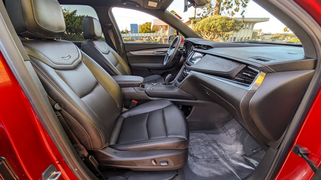 Used 2024 Cadillac XT6 Luxury 4D Sport Utility