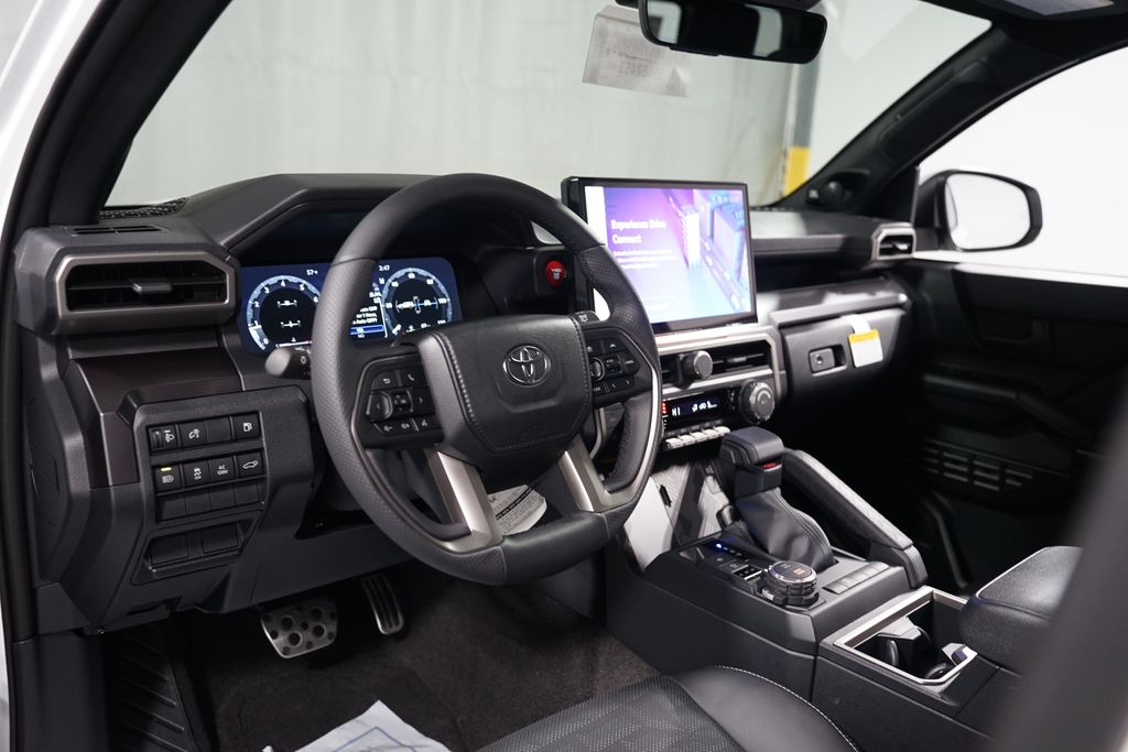 Thumbnail: 2025 Toyota 4Runner - 12