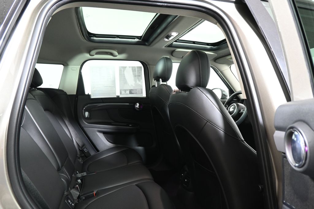 Thumbnail: 2018 MINI Cooper Countryman - 25