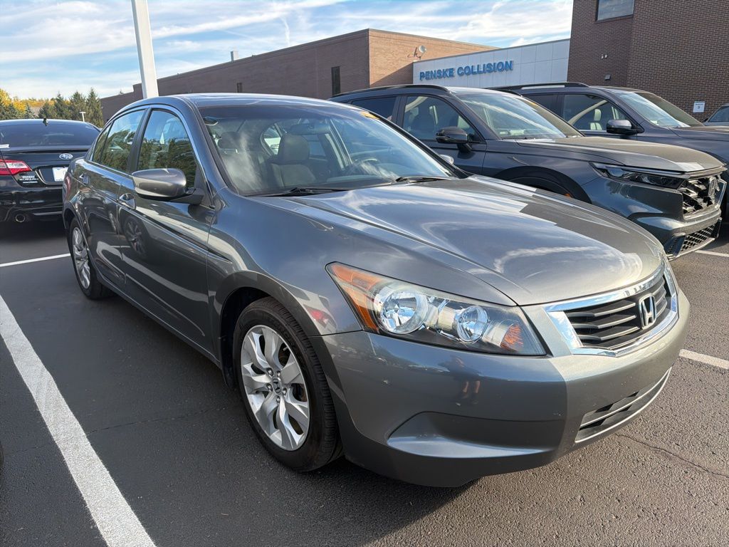 Thumbnail: 2010 Honda Accord - 4
