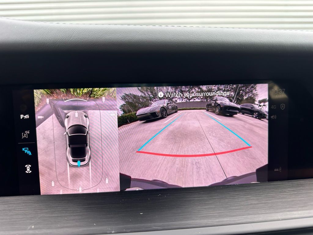 Thumbnail: 2026 Porsche 911 - 32