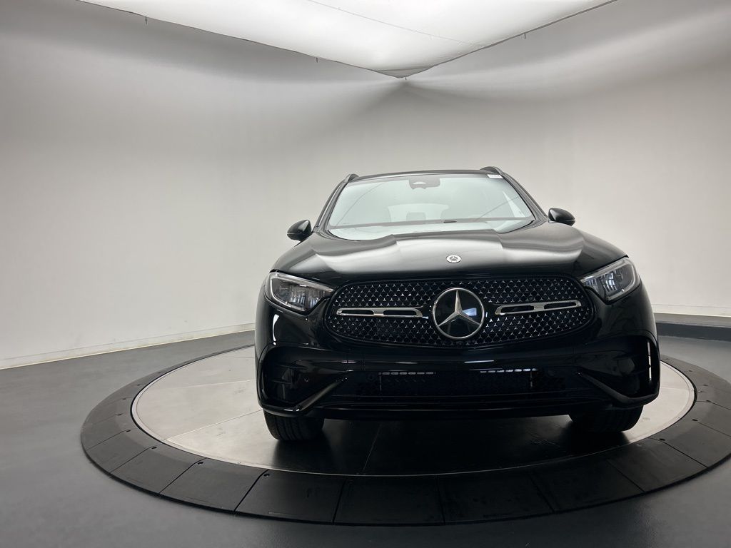 Thumbnail: 2026 Mercedes-Benz GLC - 2