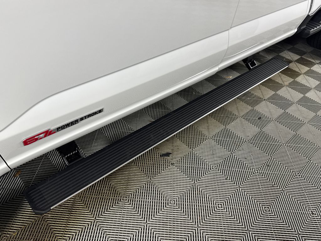 New 2026 White Ford Platinum image 22