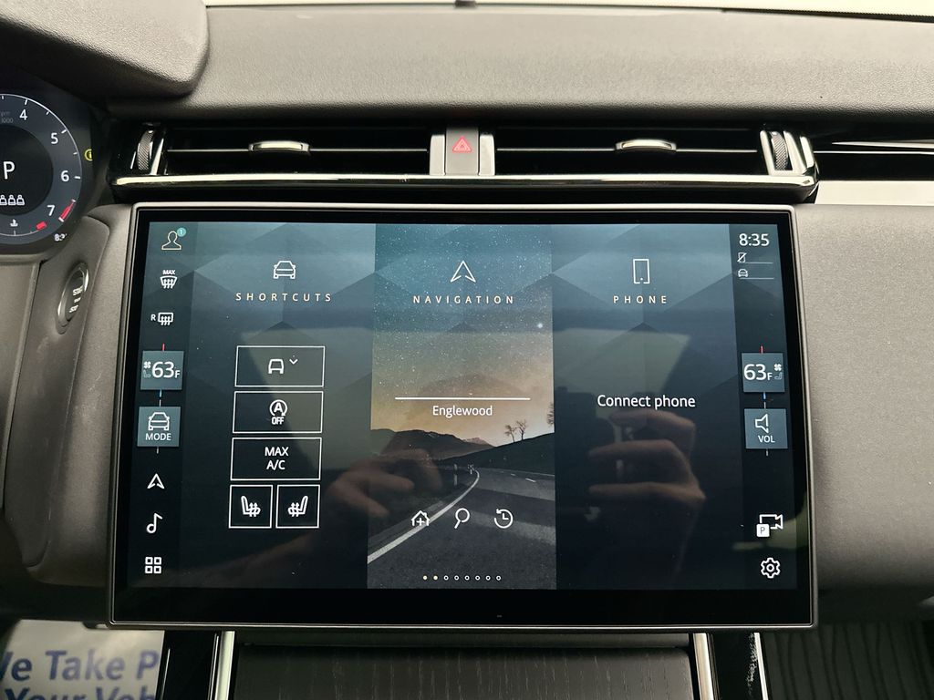 2025 Land Rover Range Rover Velar Dynamic SE 18