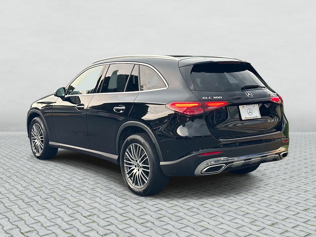 Thumbnail: 2025 Mercedes-Benz GLC - 7