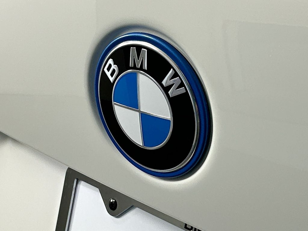 Thumbnail: 2026 BMW X5 - 22