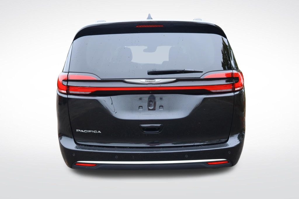 2022 Chrysler Pacifica Touring L 7