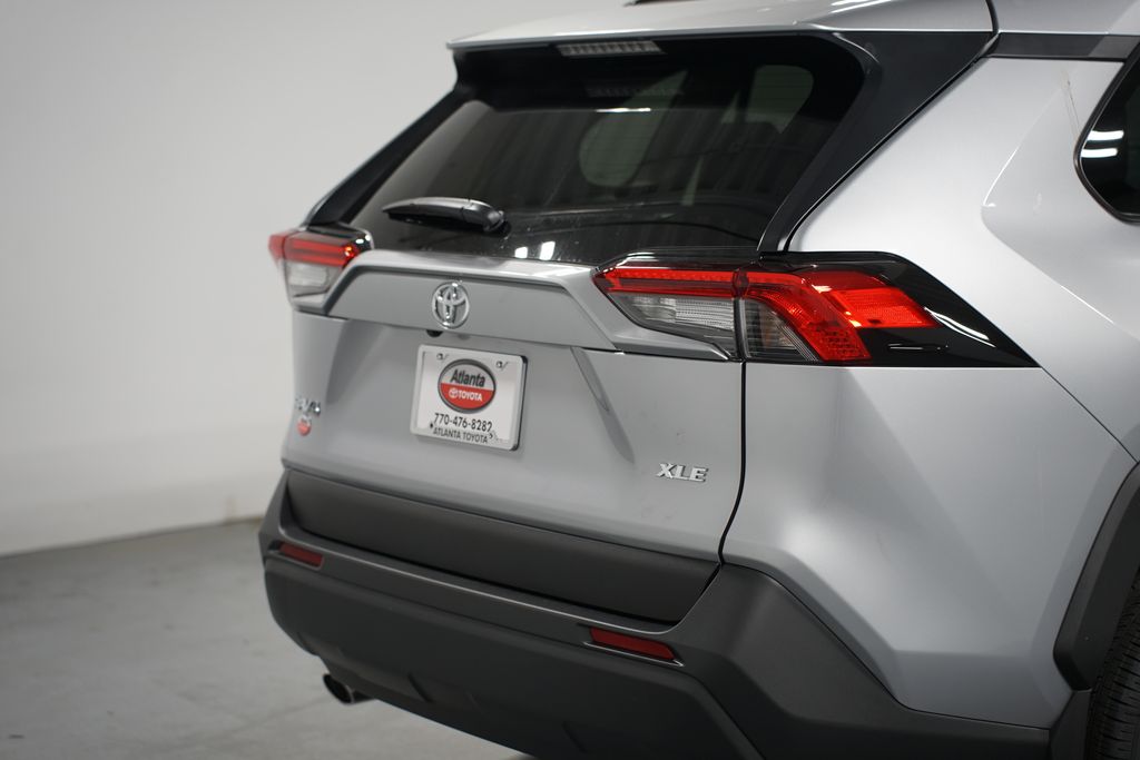 Thumbnail: 2025 Toyota RAV4 - 9