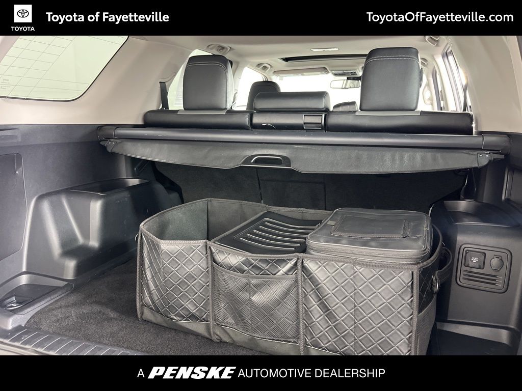 Thumbnail: 2023 Toyota 4Runner - 10