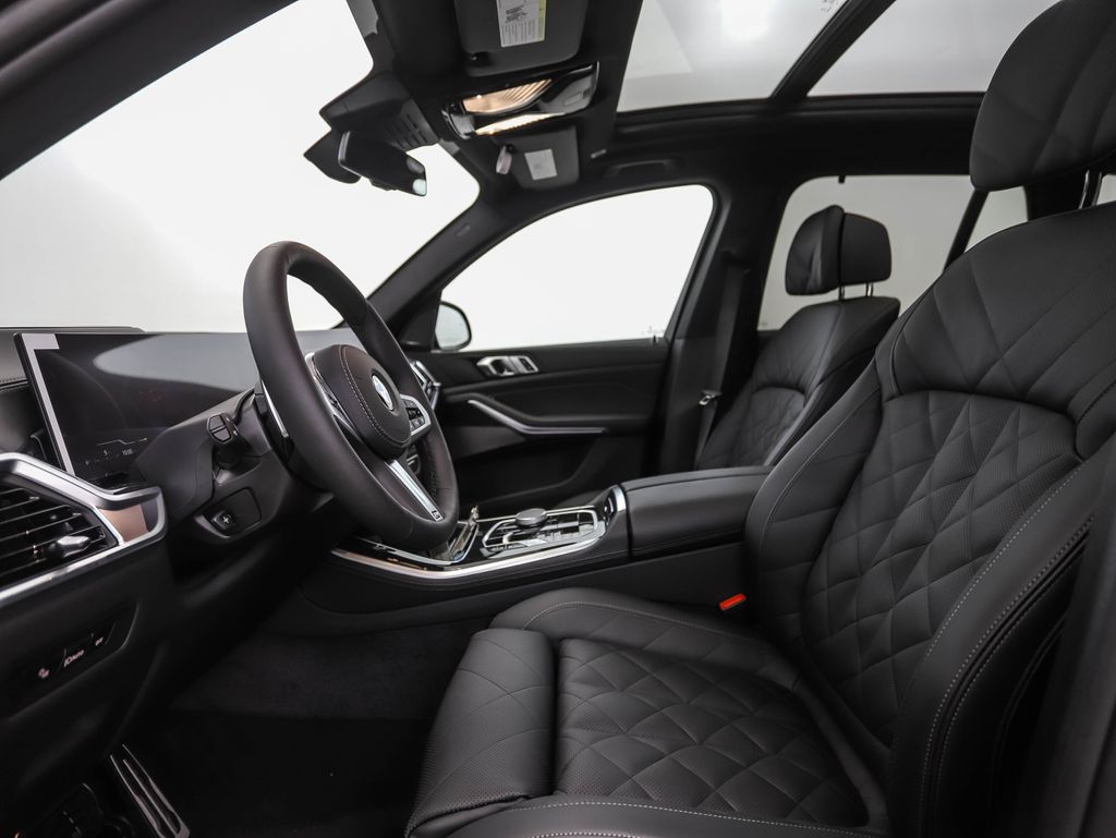 Thumbnail: 2026 BMW X5 - 11
