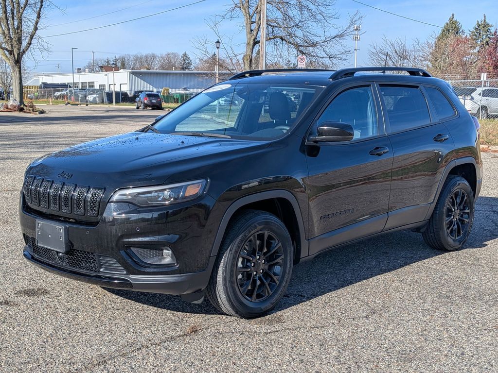 2023 Jeep Cherokee Altitude 4WD
