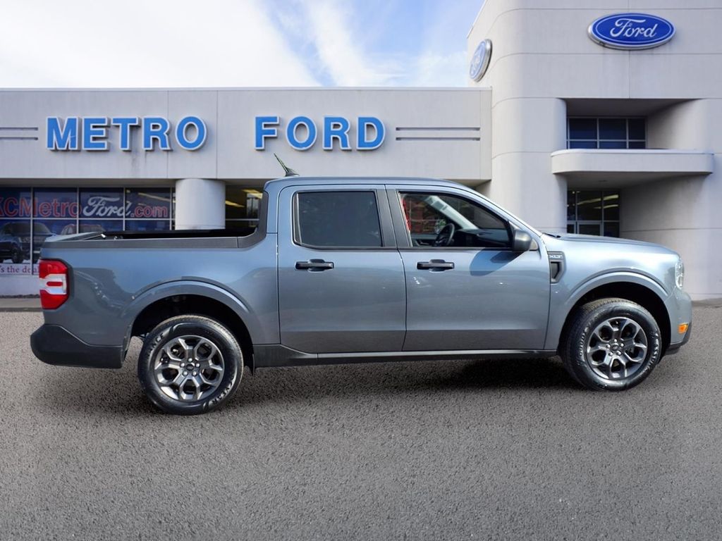 Certified 2022 Ford Maverick XLT with VIN 3FTTW8F93NRA58448 for sale in Kansas City