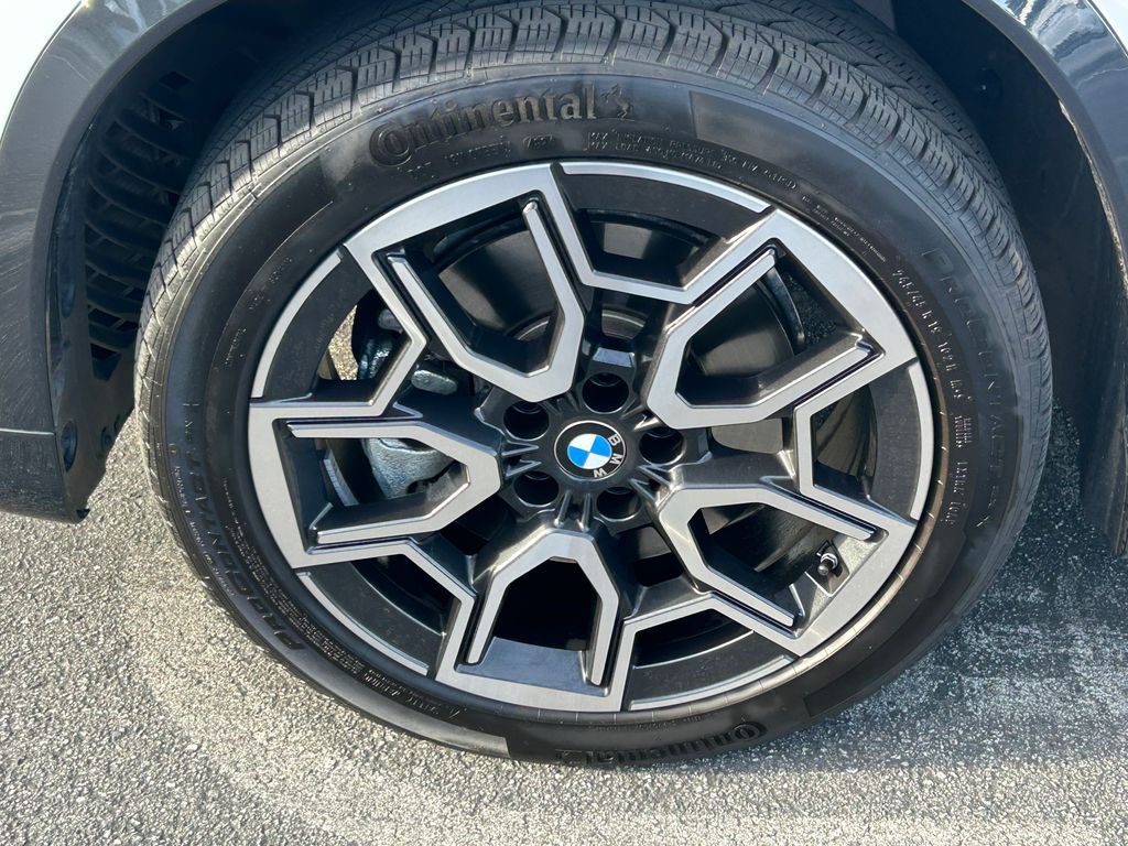 Thumbnail: 2025 BMW X1 - 9