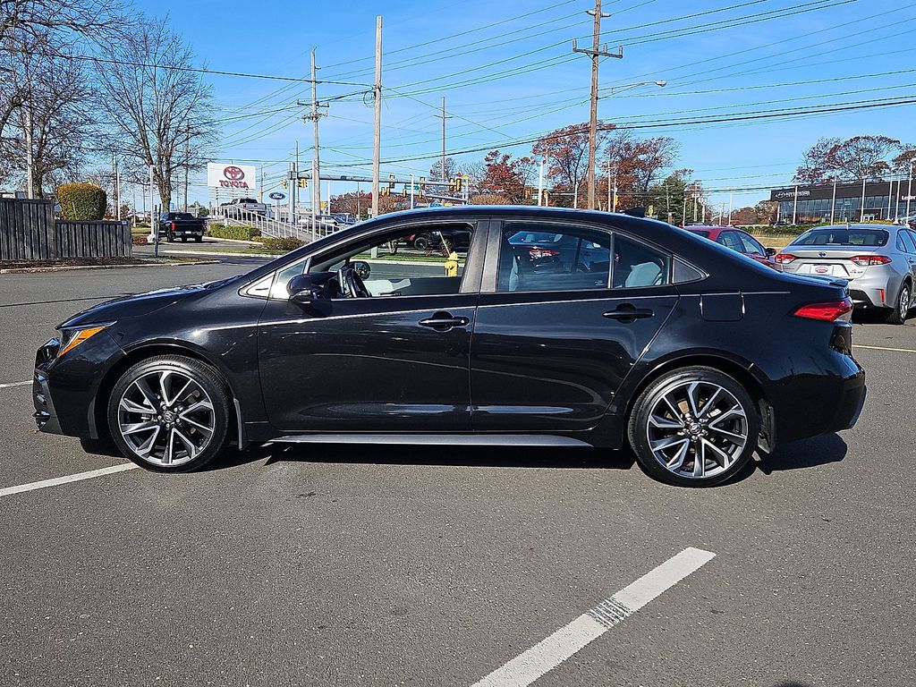 Thumbnail: 2021 Toyota Corolla - 8