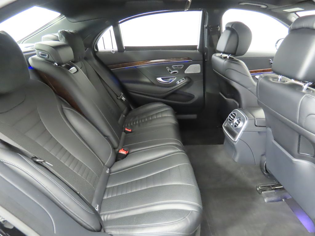 Thumbnail: 2016 Mercedes-Benz S-Class - 21