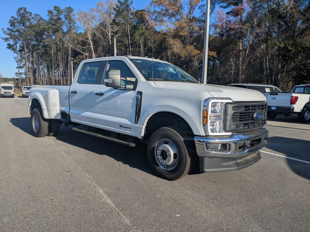 2026 Ford F-350 Super Duty XL