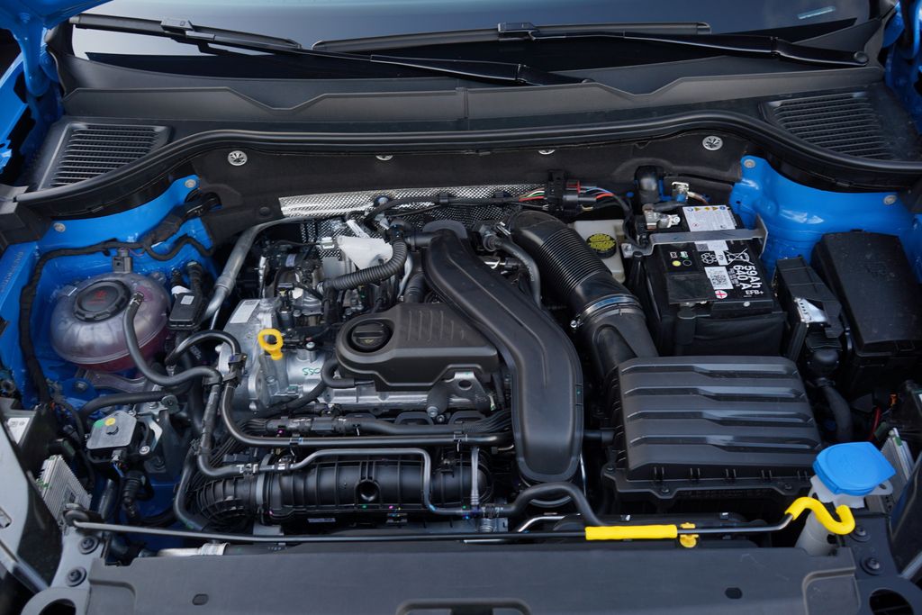 Thumbnail: 2025 Volkswagen Taos - 12