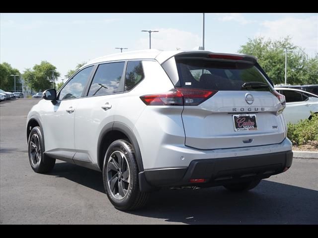 2024 Nissan Rogue SV 3